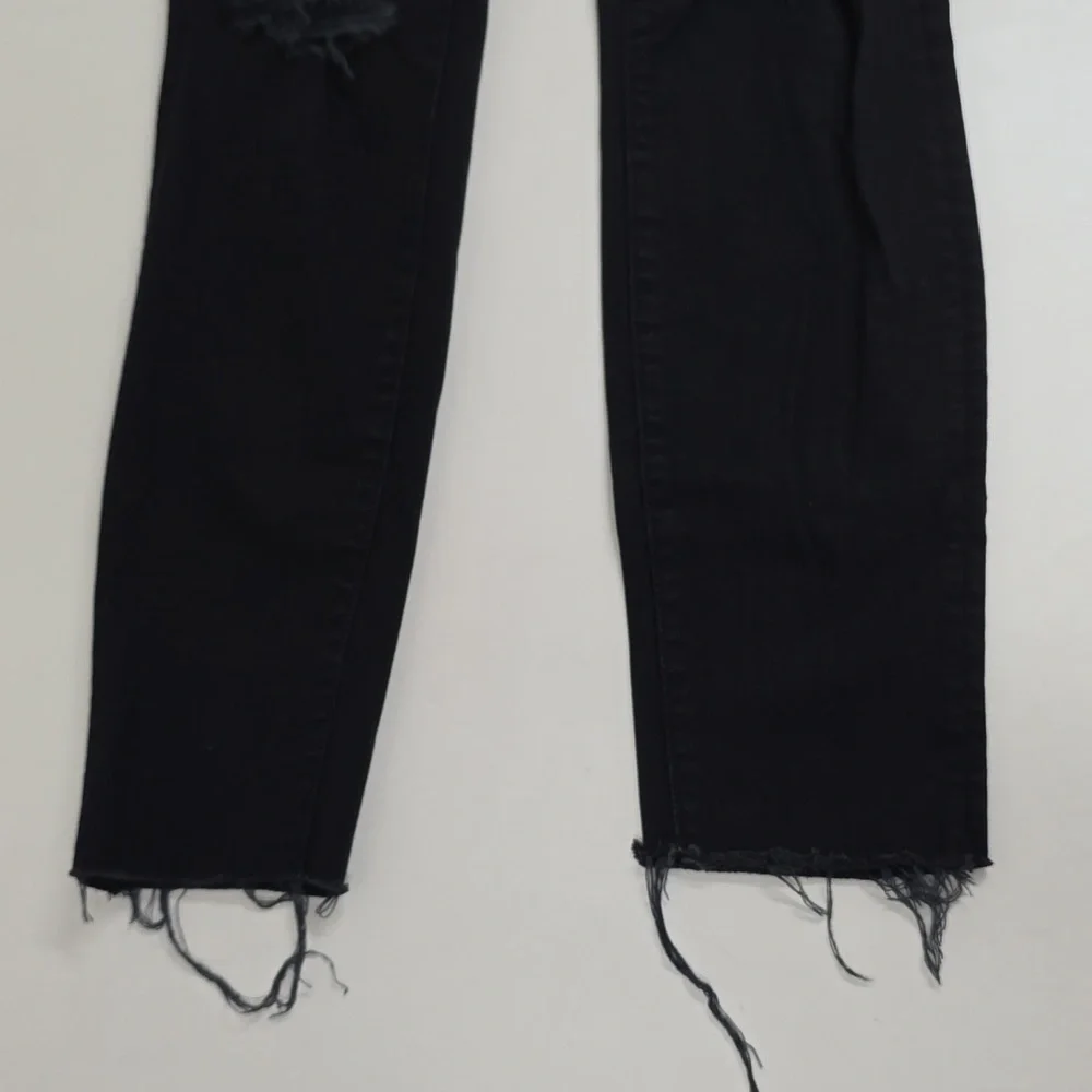 5/$100 Mother The Looker Ankle Fray Jeans in Guilty As Sin (Maternity)